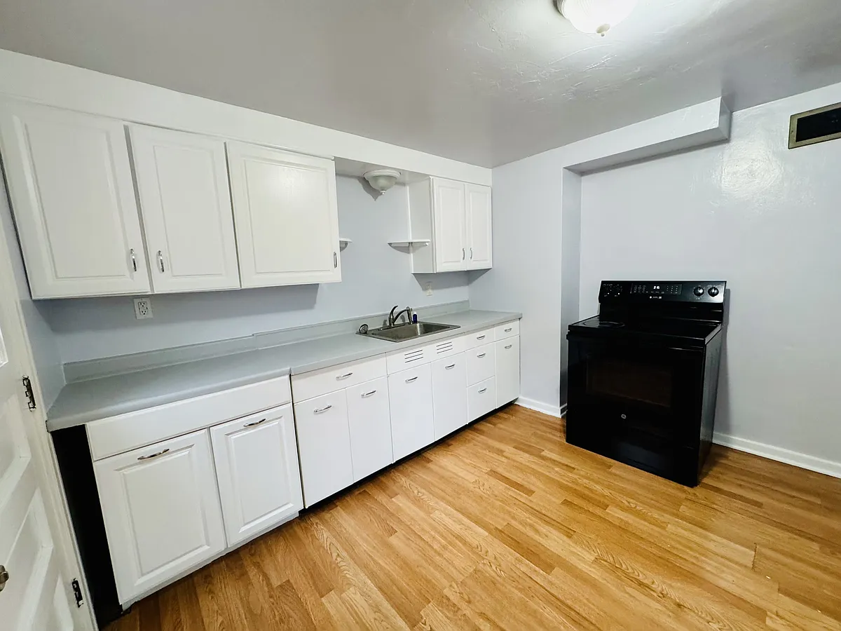 Building Photo - 428 Hochberg Rd #2