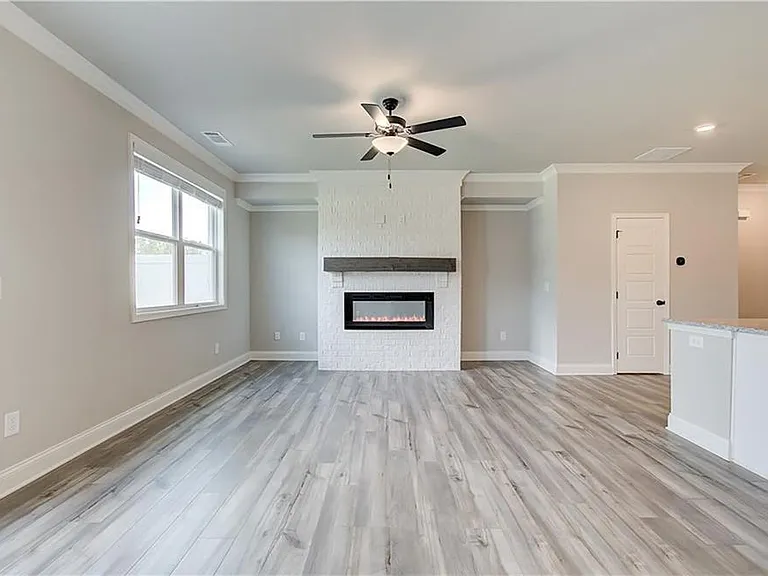 4745 Cypress Park Dr — Photo 7