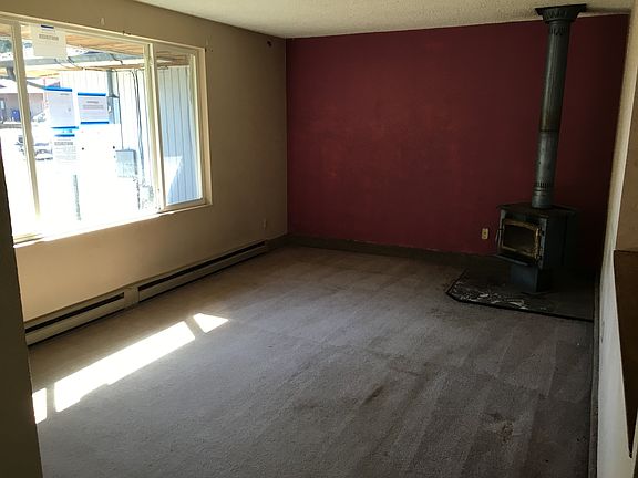Additional Living Room