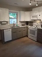 1219 Ashley Hall Rd #B — Photo 4