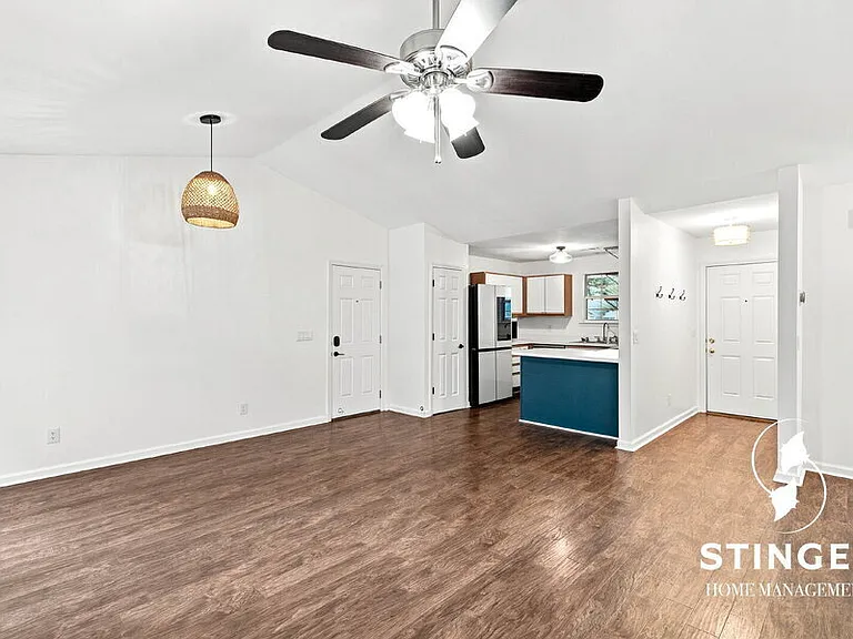 54 Ardmore Ave — Photo 11