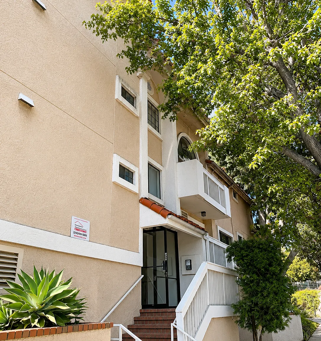 9801 Tabor St Los Angeles, CA 90034 — Photo 3