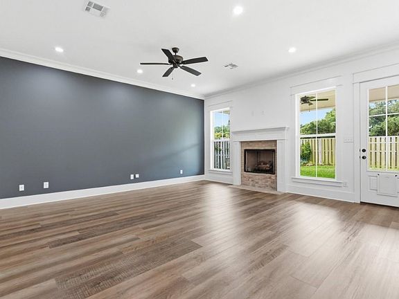 3rd image of 2305 Camellia Nicole Dr