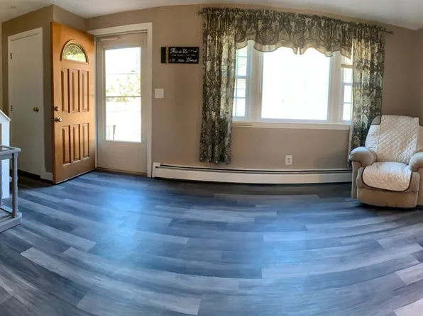 66A South Rd, Londonderry, NH 03053