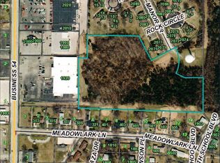 7.73 Manor Dr, Fulton, MO 65251