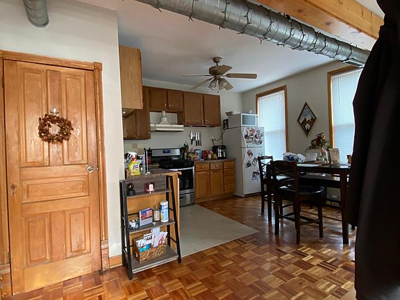3rd image of 1736 W Beach Ave APT 2