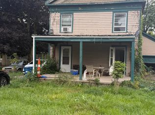 101/103 Arnold St, Ionia, MI 48846