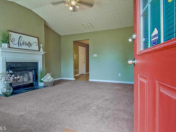 2nd image of 47 Canterbury Dr