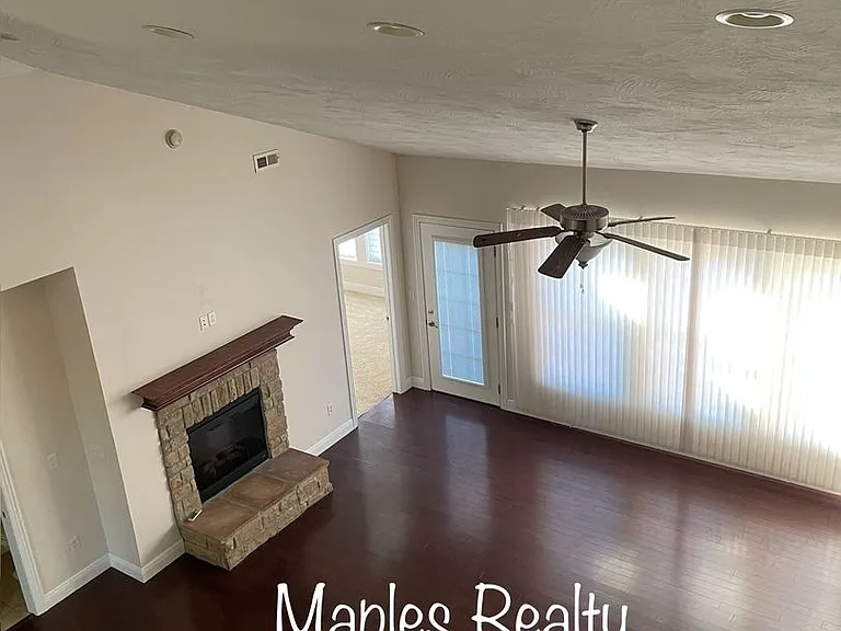 123 N Tuscany Dr — Photo 6