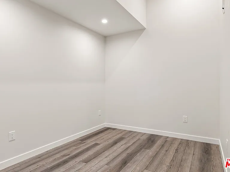 2336 Scarff St #2338 — Photo 26
