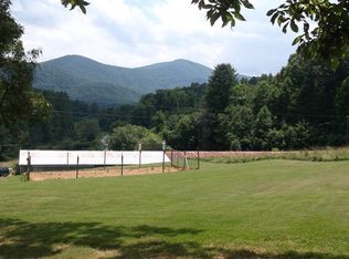 4 V Addington Rd, Blairsville, GA 30512