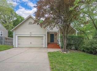 6022 W 51st St, Mission, KS 66202