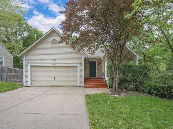 6022 W 51st St, Mission, KS 66202
