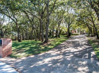 130 Creekside Dr, Double Oak, TX 75077