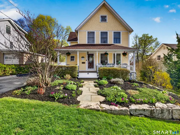 16 School Street, Stonington, CT 06355