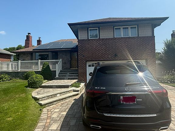 2nd image of 28 Market Dr