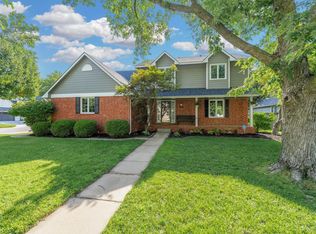 2323 N Stoneybrook Ct, Wichita, KS 67226