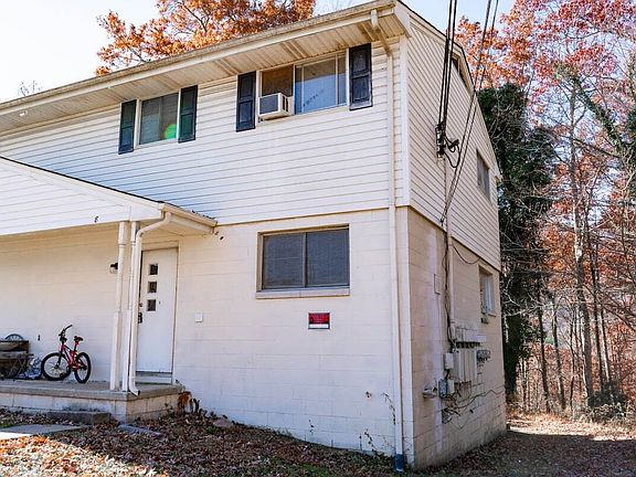 2nd image of 127 Upper Airbase Ln #11097809