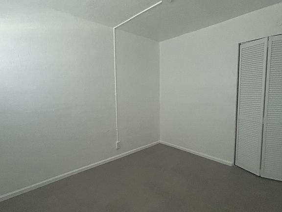 4th image of 620 NW 7th Ave APT 39