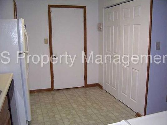 5th image of 5430 Bay Harbor Dr