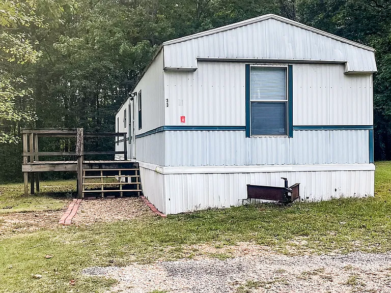1518 Lee County Rd #270-33 — Photo 4