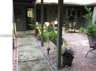 212 Greenwood Dr APT 330, Hilton Head Island, SC 29928