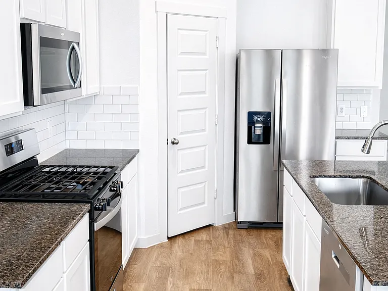 1322 Truckee River Dr — Photo 3