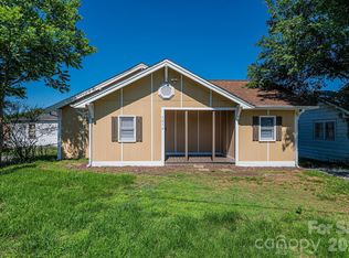 1614 College Ave SW, Lenoir, NC 28645