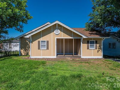 1614 College Ave SW, Lenoir, NC, 28645