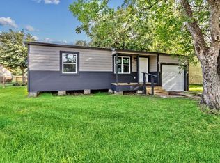 805 19th Ave N, Texas City, TX 77590