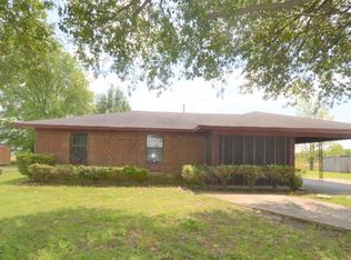 207 Childress St, Greenville, MS 38703