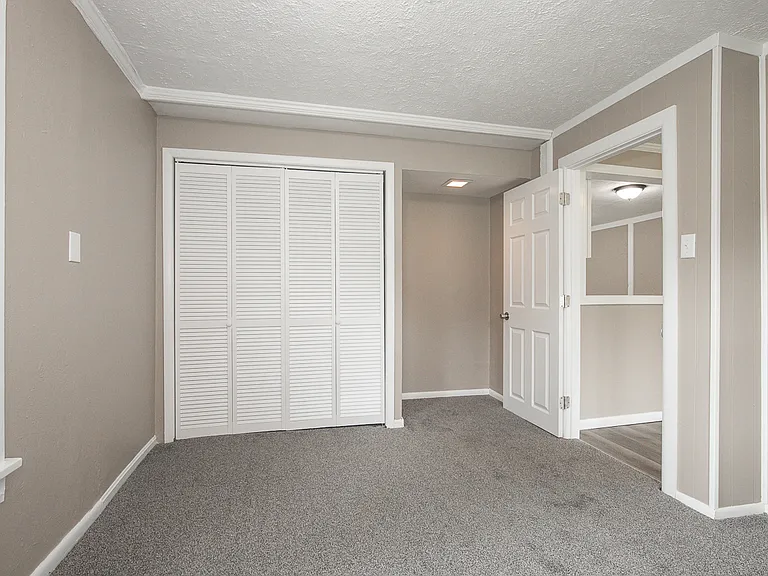 5859 Lake St — Photo 17