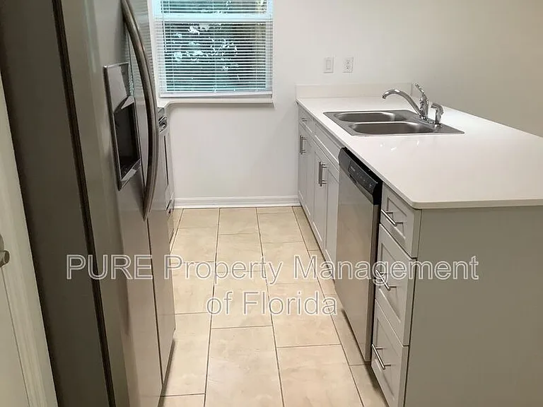 339 NE Sanchez Ave #111 — Photo 7