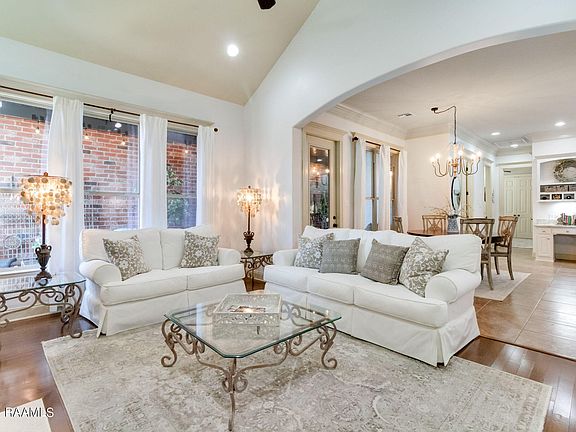 3rd image of 104 Palm Springs Dr