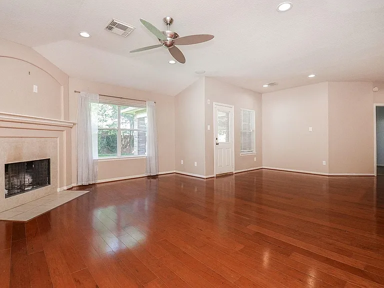 26822 Kingston Glen Ln — Photo 7