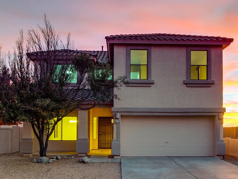 1st image of 60133 N Crestview Ct