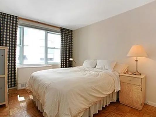 Sold by Corcoran | media 8