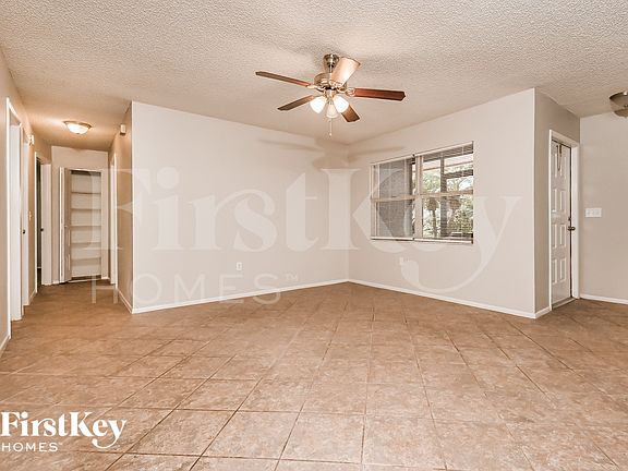 4th image of 7283 57th Ave N