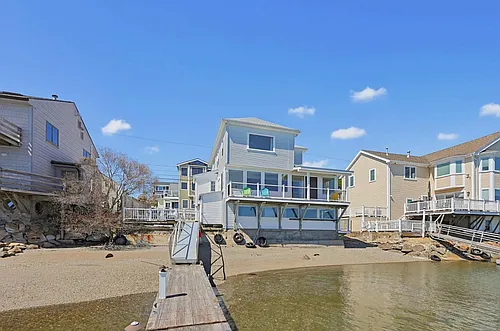 57 Edgewater Rd Photo 1