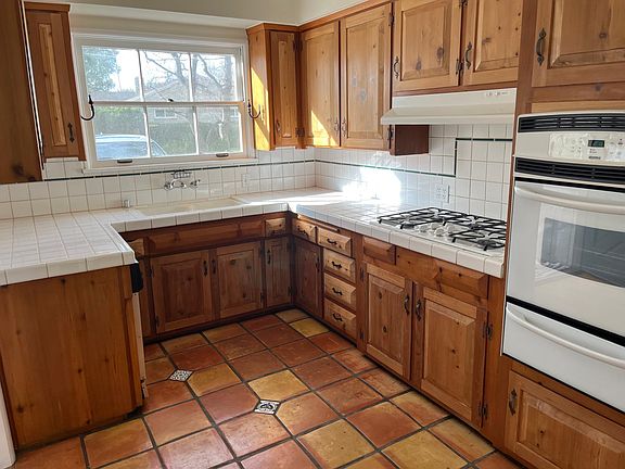 2nd image of 5442 Sale Ave