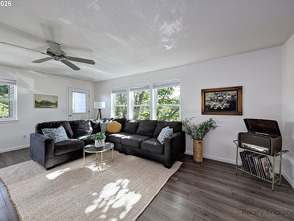 3rd image of 2768 SE 87th Ave APT A