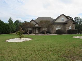 511 Avery St, Deatsville, AL 36022
