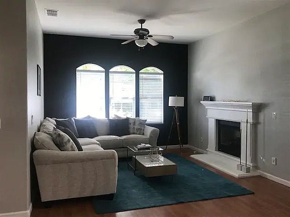 2nd image of 600 Crestfield Cir