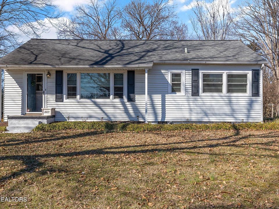 1st image of 2807 Fairmont Blvd