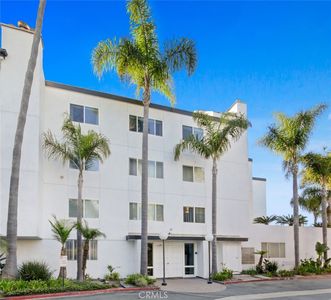 2872 Coast Cir APT 305, Huntington Beach, CA, 92649