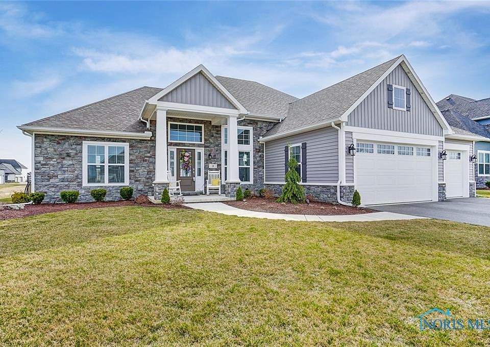 1st image of 8 Winfield Manor Ct