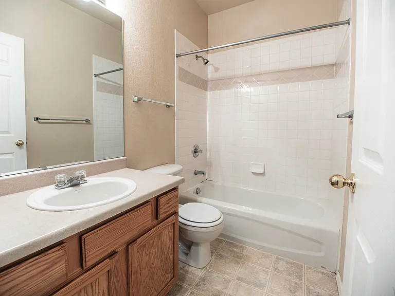 3080 Mandalay Grv #7 — Photo 12