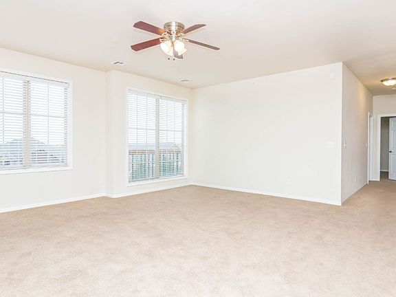 5th image of 3000 Grand Mere Pkwy APT 14
