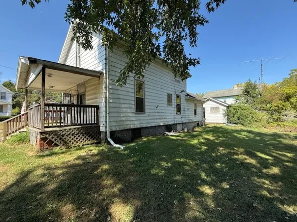 1570 Arlington Ave NW, Warren, OH 44483