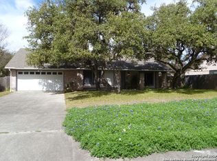9007 Softwood St, San Antonio, TX 78250